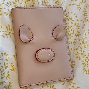 Kate spade passport holder